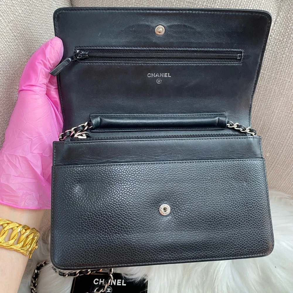 ❌SOLD ON E🅱️🅰️Y❌🌼 Chanel Caviar CC Timeless BLACK WOC With Card &dust bag SHW - Picture 8 of 17